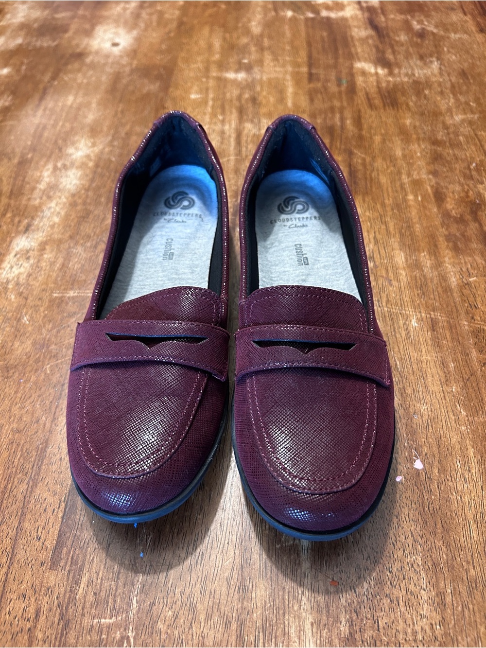 Clark’s Cloudstepper Burgundy Women’s Penny Loafers 7.5